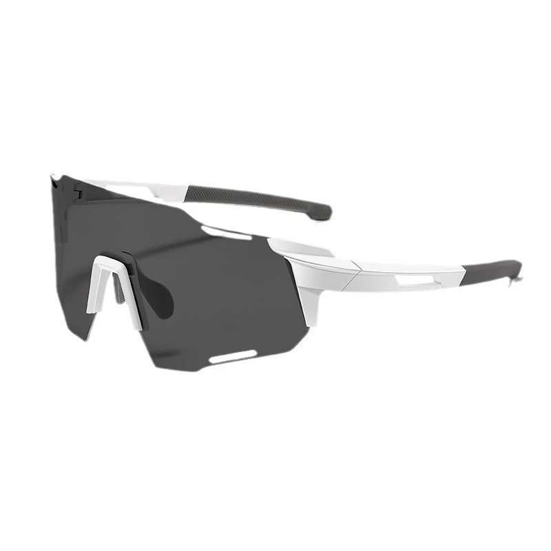 Sunglasses Spóirt um Chosaint UV